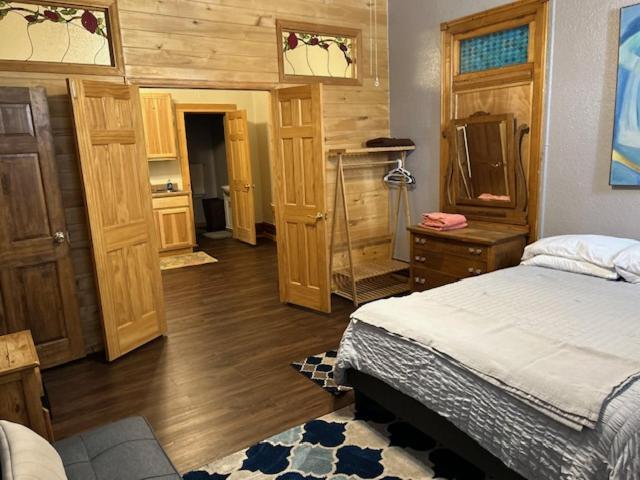 Downtown Apartment Del Norte Colorado * Del Norte