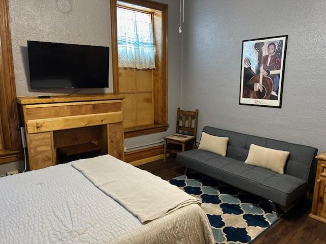 Downtown Apartment Del Norte Colorado Apartment *